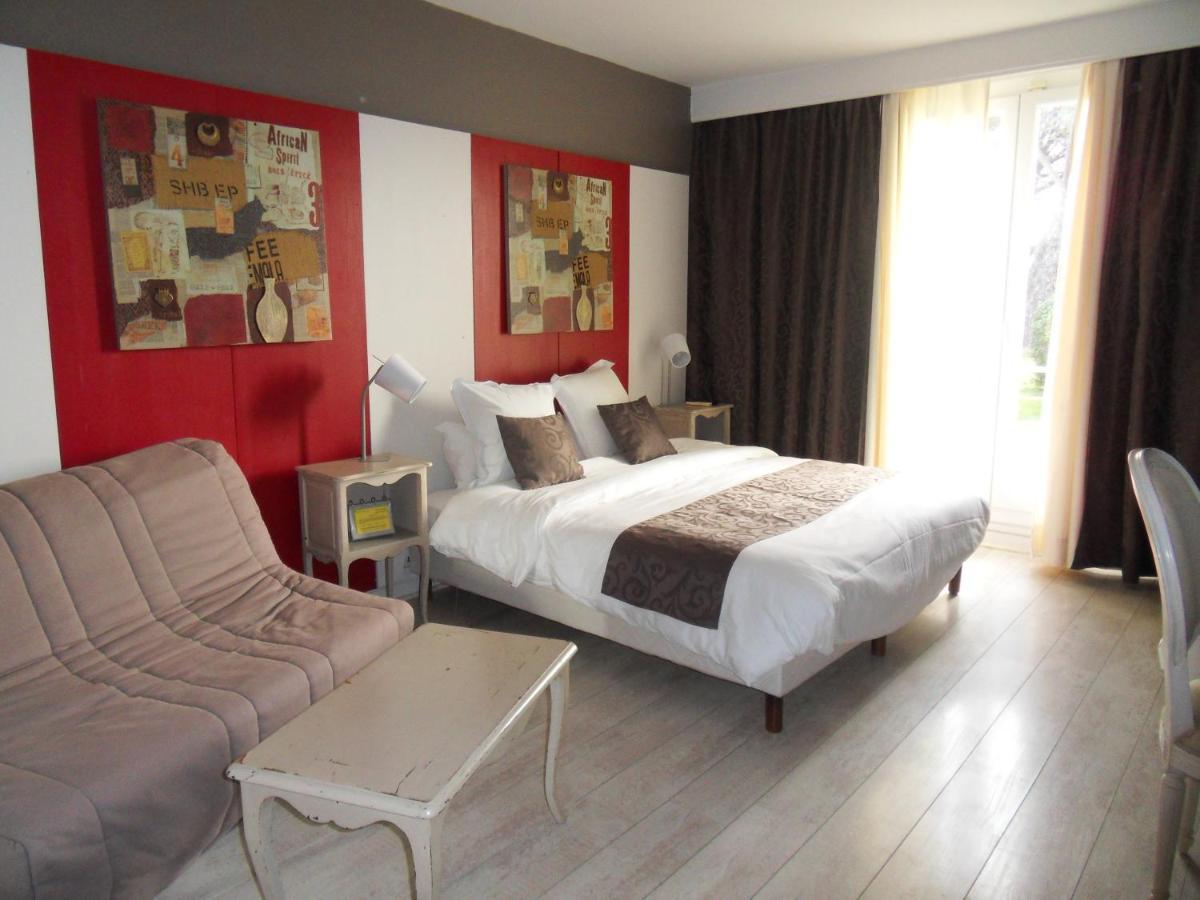 Logis Hotel Restaurant Les Aubuns Caissargues Exterior foto